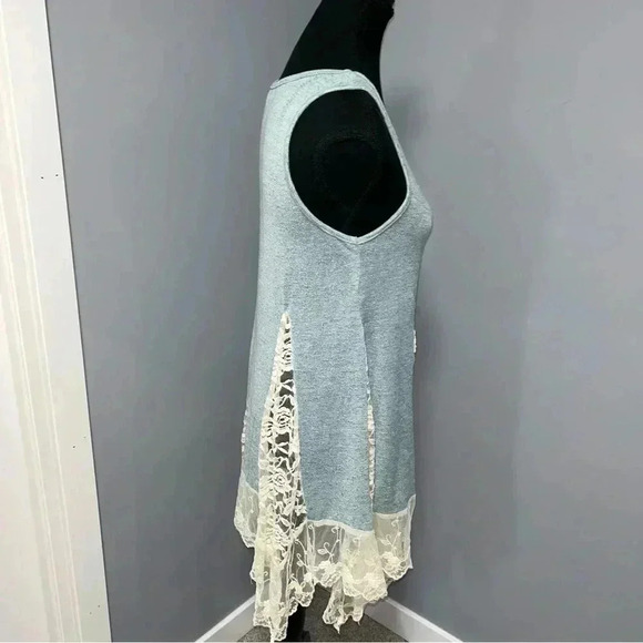 Entro  Tunic - Picture 2 of 6